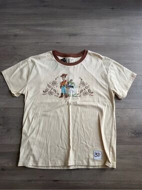 NWT Disney/Pixar Toy Story t-shirt - size medium
